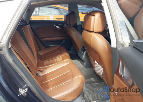 2012 Audi A7 Premium z USA, uszkodzony, nr VIN WAUYGAFC3CN132163